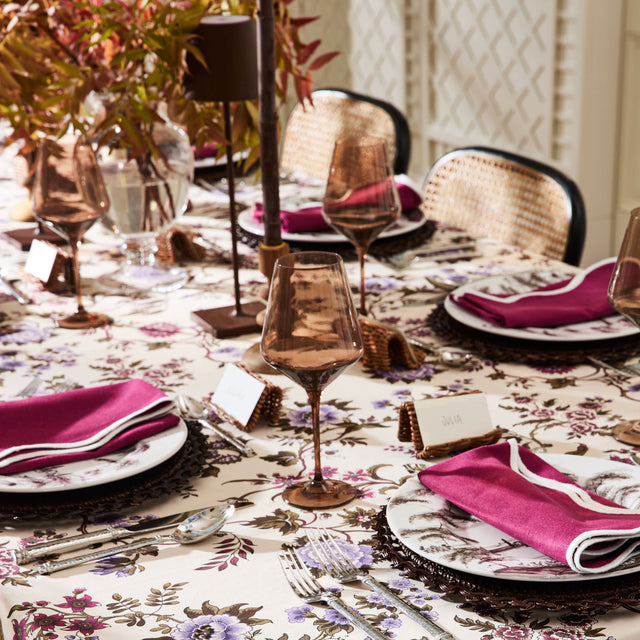 How to Set Your Holiday Table